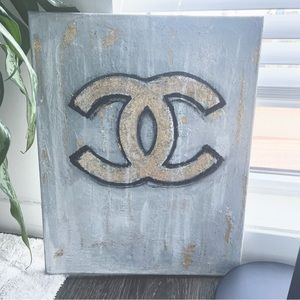 a c r y l i c  p a i n t i n g